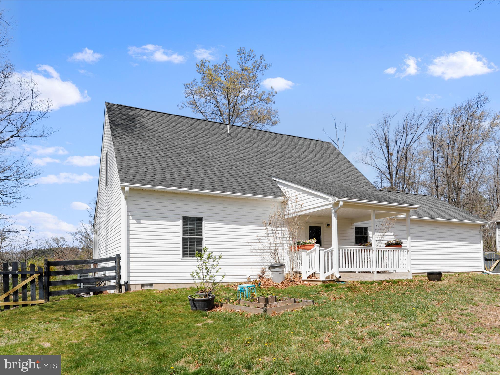 260 Fairview Road Gore, VA 22637 - Photo 28 of 32 a front view of house with yard