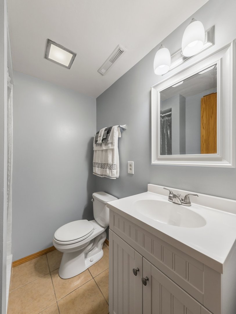 605 Northgate Road, Unit 605 New Lenox, IL 60451 - Photo 20 of 24