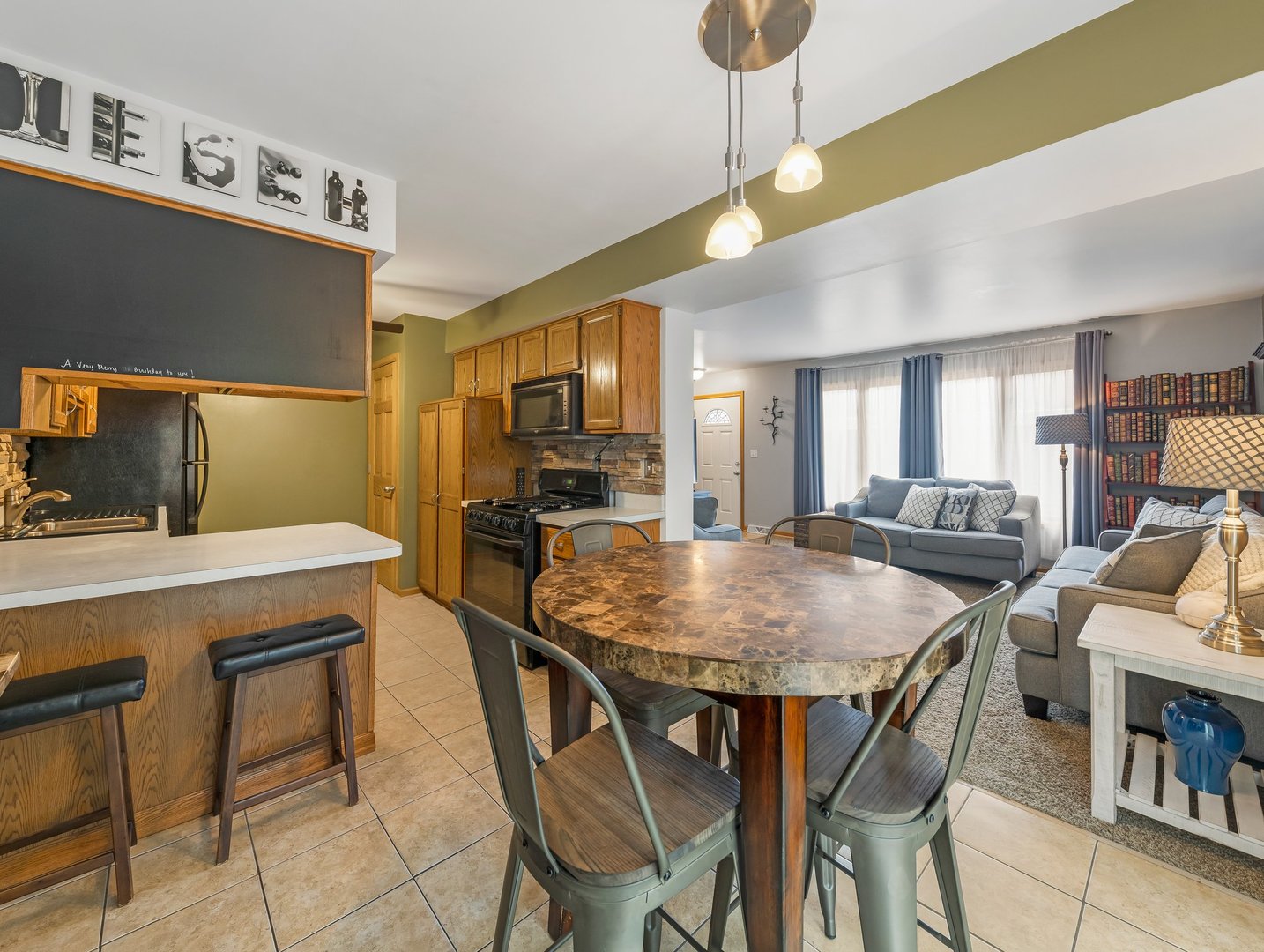 605 Northgate Road, Unit 605 New Lenox, IL 60451 - Photo 6 of 24