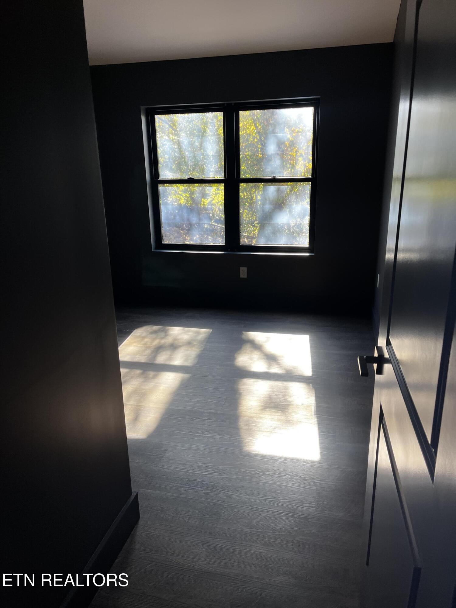 300 Old Mail Road Crossville, TN 38555 - Photo 3 of 8 IMG_0467