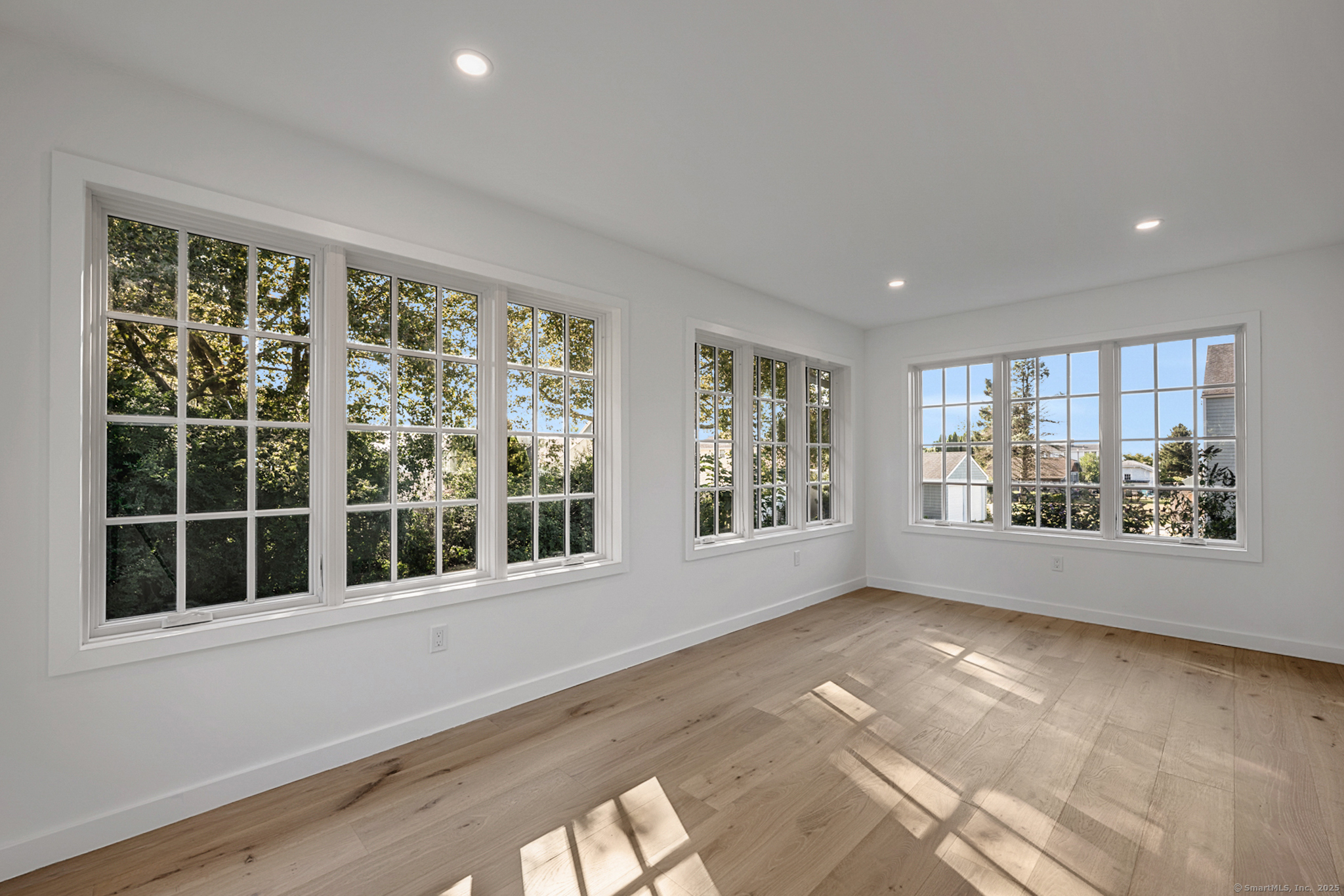 15 Highland Terrace Madison, CT 06443 - Photo 4 of 40