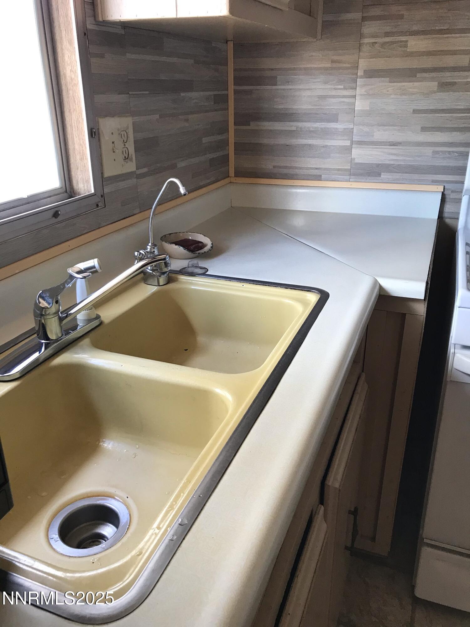 3791 Granite Way Topaz Ranch Estates, NV 89444 - Photo 16 of 39