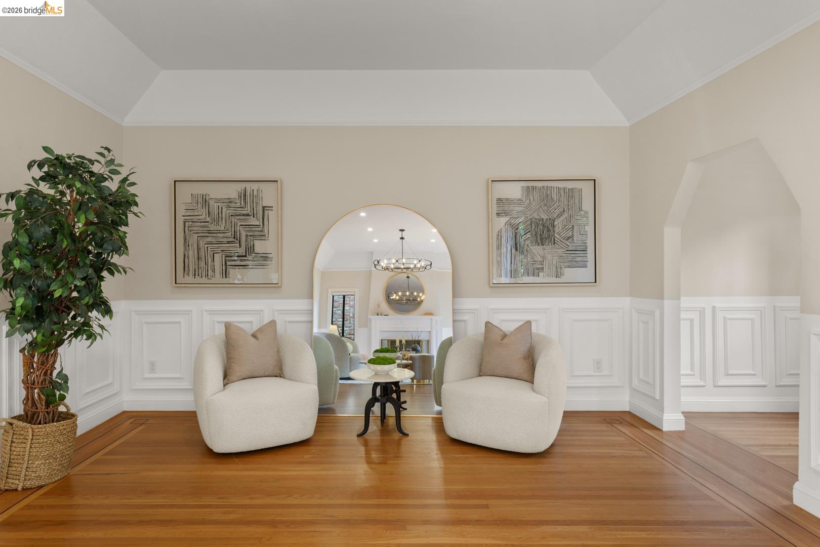 22 Windsor Avenue Kensington, CA 94708 - Photo 7 of 30 a living room with furniture and a potted plant