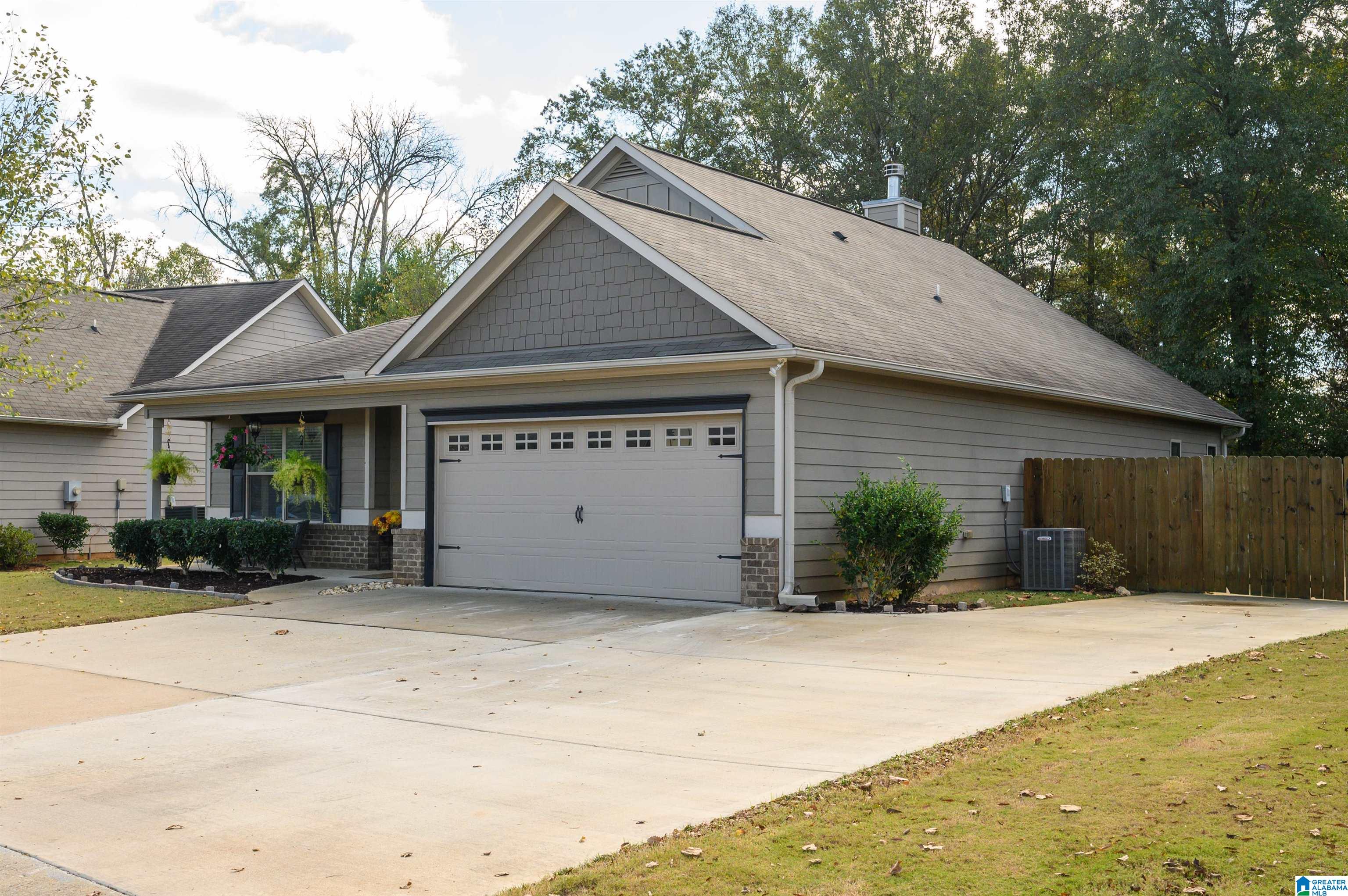 4943 Stonecreek Way Calera, AL 35040 - Photo 7 of 45