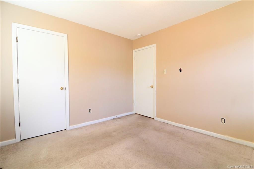 532 Roundtree Circle Chester, SC 29706 - Photo 4 of 6 Gallery Image 4