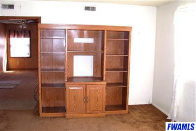2605 East Tillman Road Fort Wayne, IN 46816 - Photo 2 of 12 Gallery Image 2