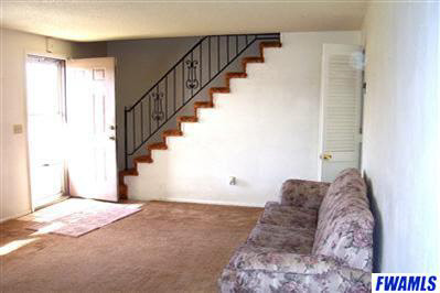 2605 East Tillman Road Fort Wayne, IN 46816 - Photo 4 of 12 Gallery Image 4