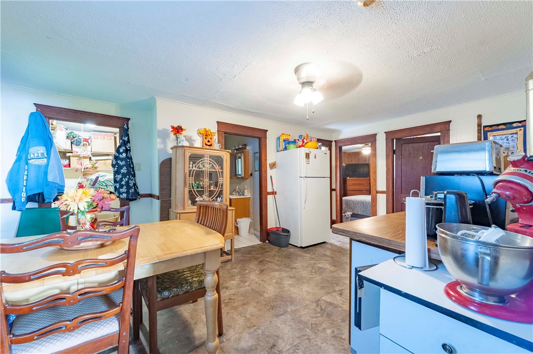 47 Transit Street Woonsocket, RI 02895 - Photo 5 of 33 Gallery Image 5
