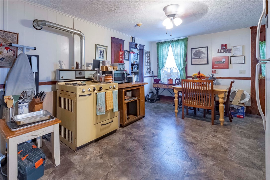 47 Transit Street Woonsocket, RI 02895 - Photo 7 of 33 Gallery Image 7