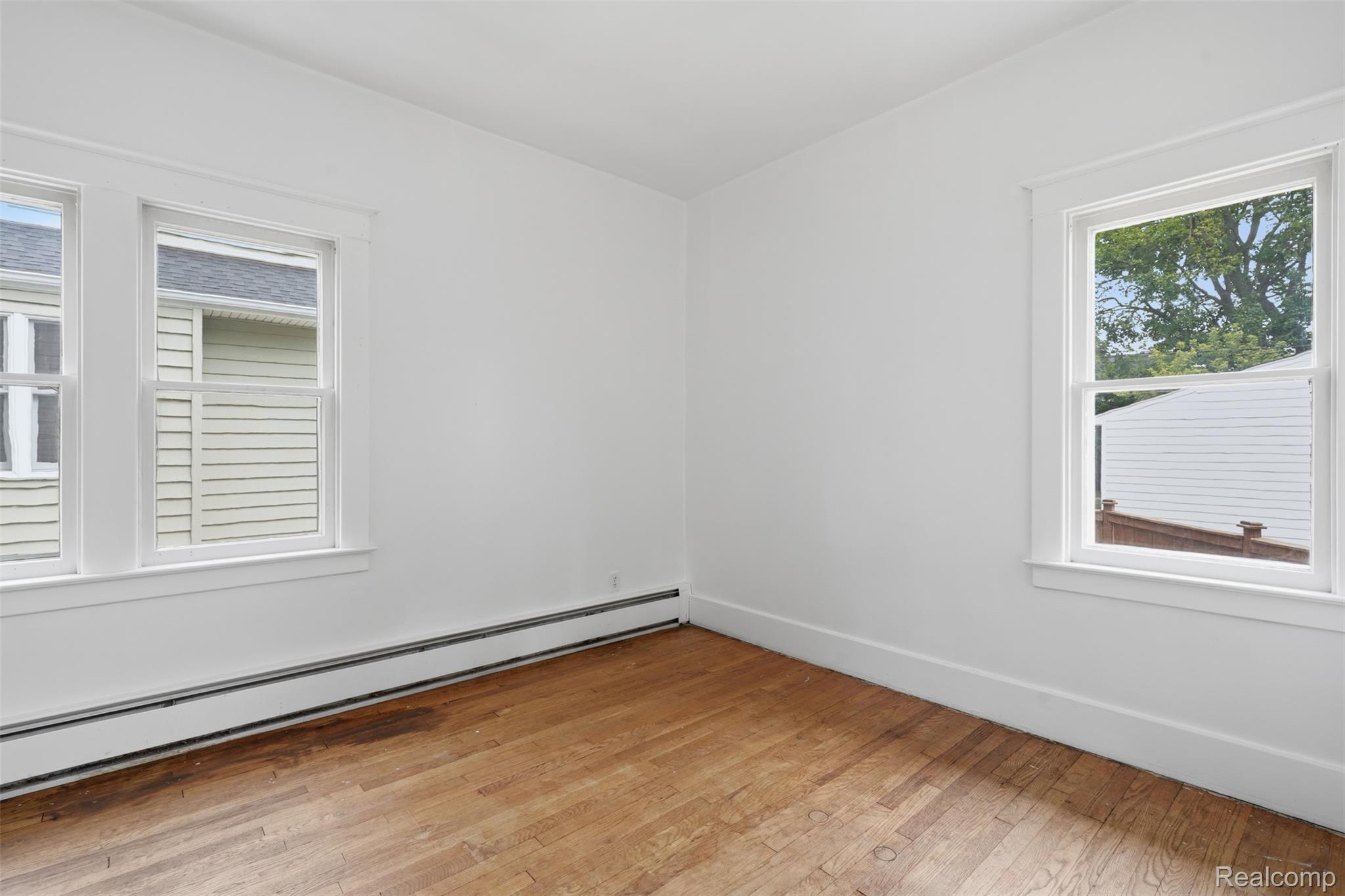 406 Wesley Street Rochester, MI 48307 - Photo 15 of 38 406 wesley-18.jpg