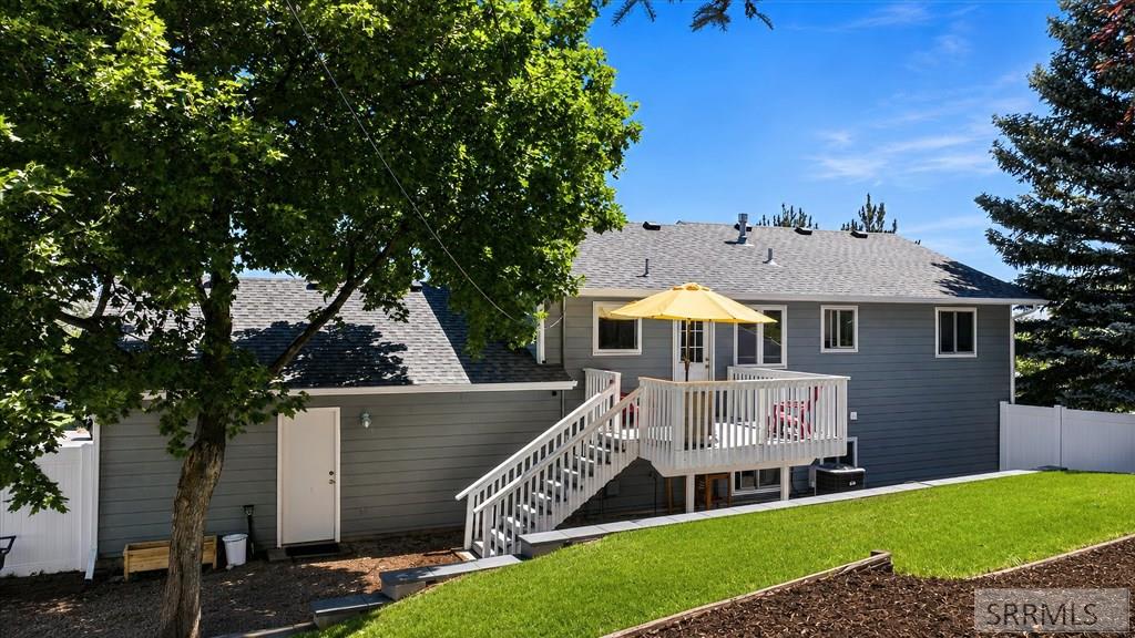 2000 Sandy Lane Pocatello, ID 83204 - Photo 37 of 46