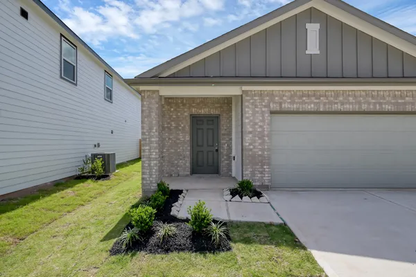$1,750 | 15009 Ronan Drive, Montgomery, TX 77316