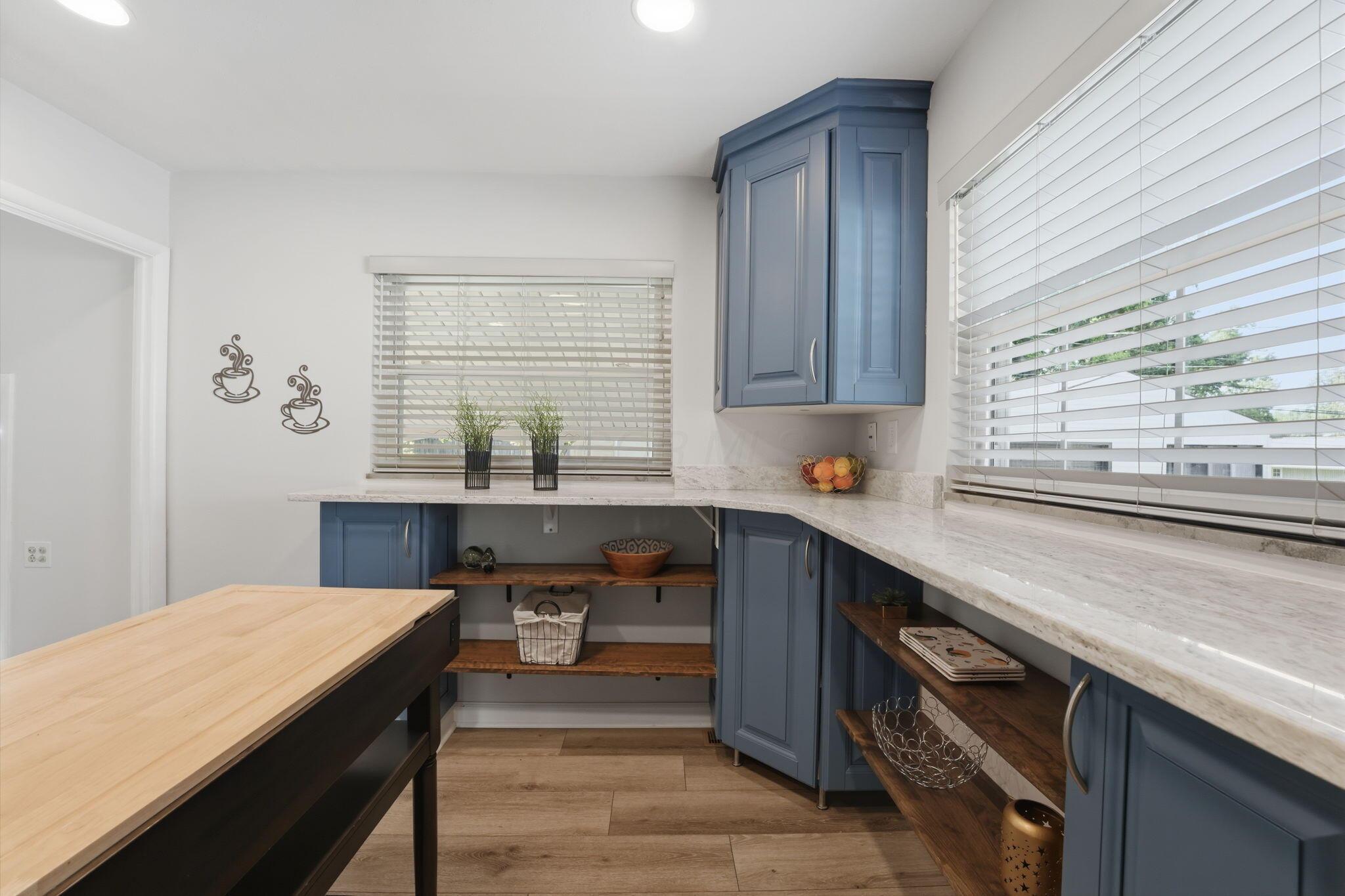 2257 Fishinger Road Columbus, OH 43221 - Photo 22 of 56 Kitchen