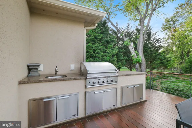 $2,995,000 | 11724 Gainsborough Road, Potomac, MD 20854