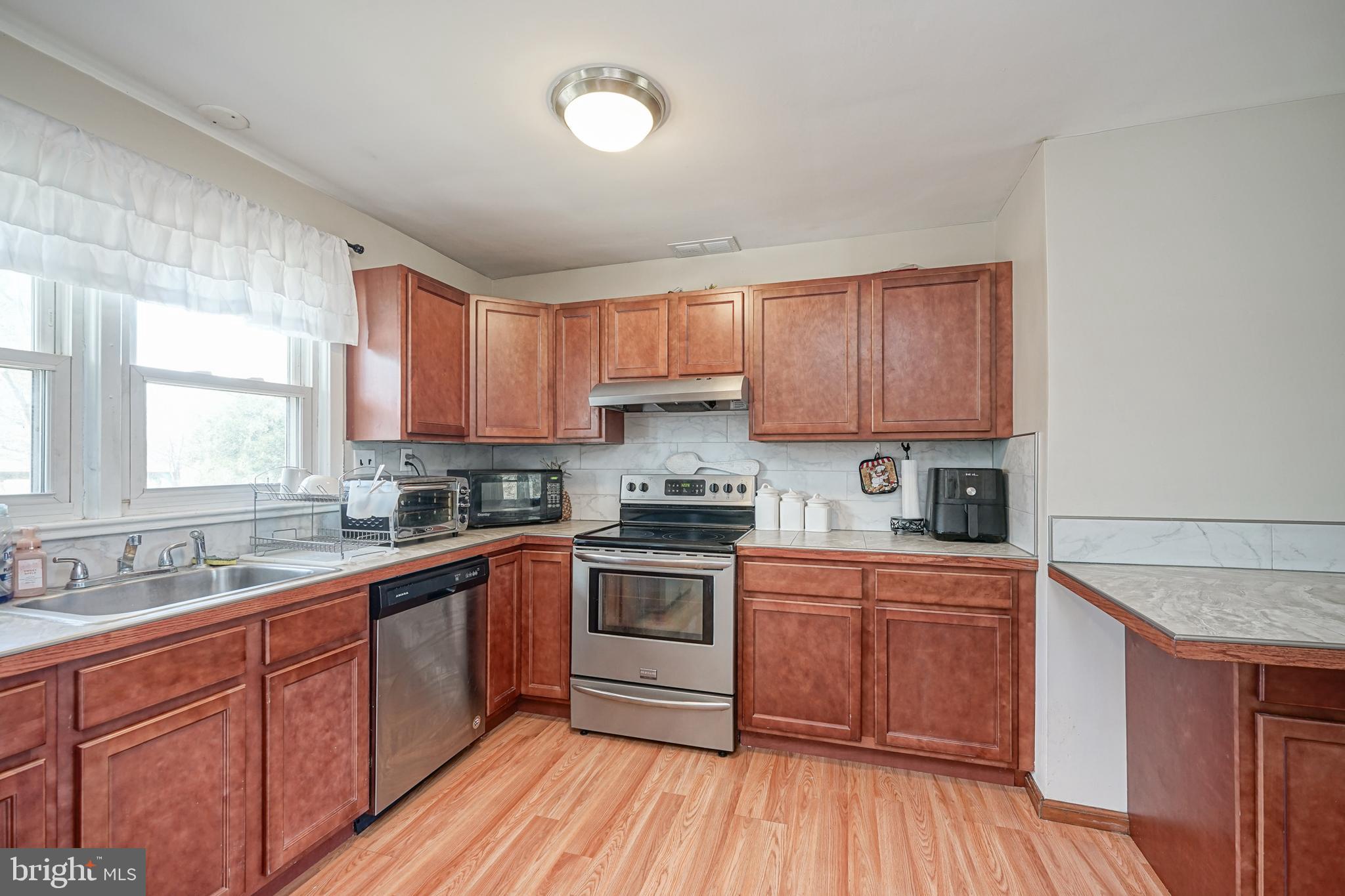 2057 Blue Bell Road Williamstown, NJ 08094 - Photo 9 of 28 Gallery Image 9