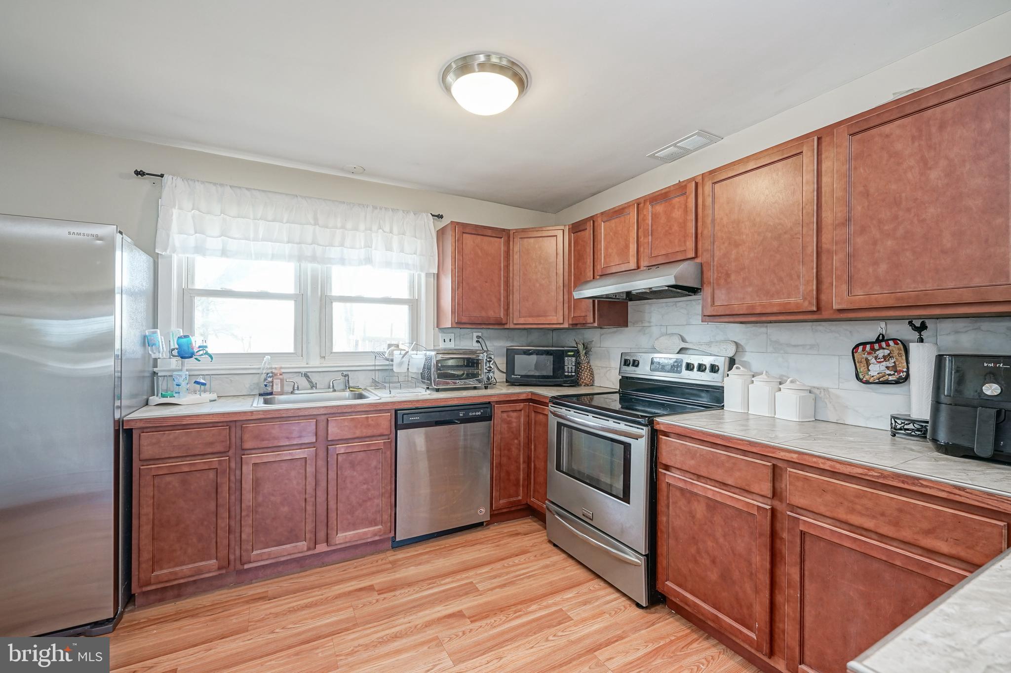 2057 Blue Bell Road Williamstown, NJ 08094 - Photo 10 of 28 Gallery Image 10