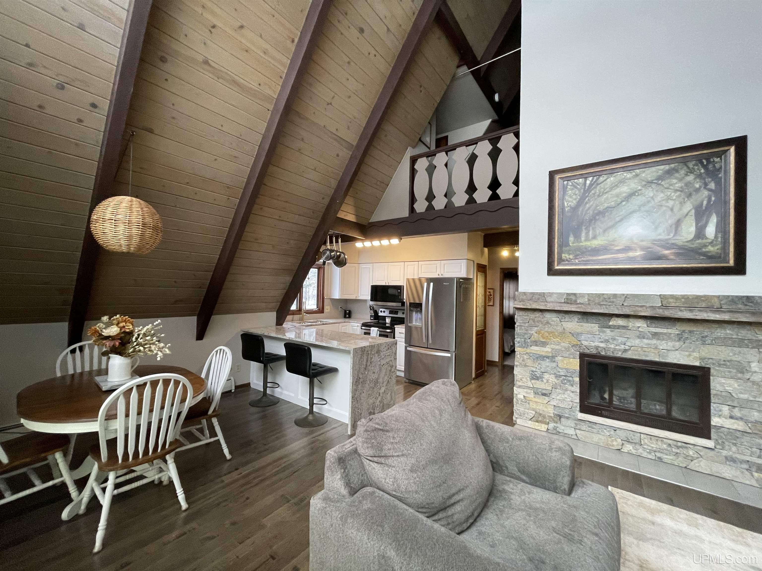 804 Lasalle Road Marquette, MI 49855 - Photo 27 of 61
