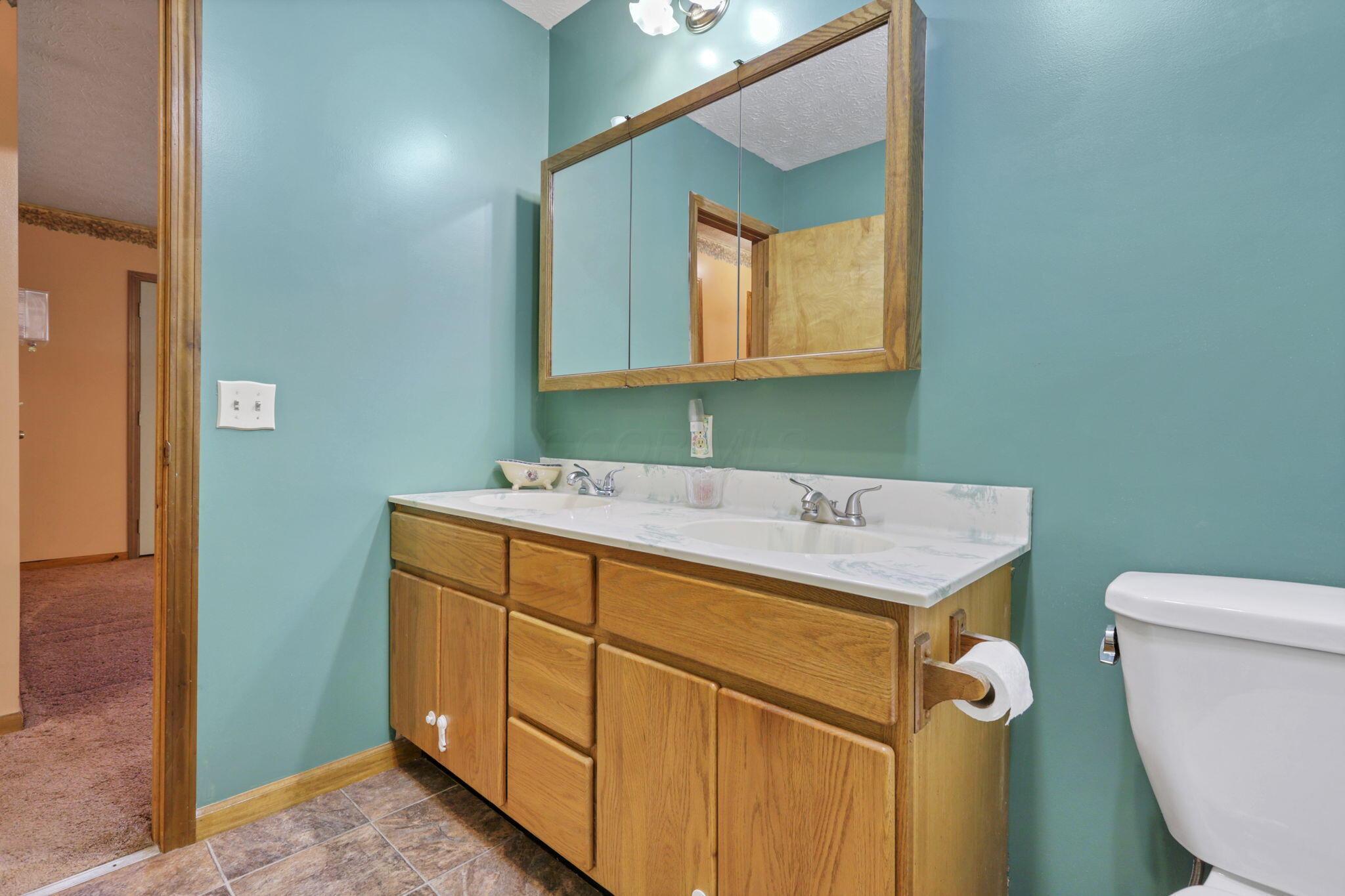 25775 Mundy Road Rockbridge, OH 43149 - Photo 40 of 73 23-web-or-mls-_MG_1754