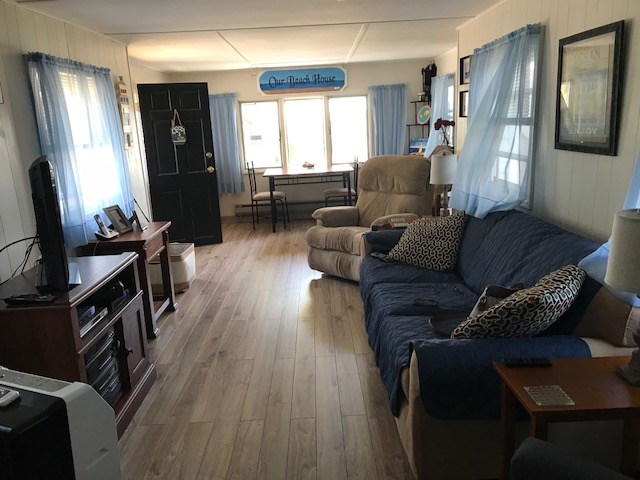 17E Andrew Comstock Road Warwick, RI 02886 - Photo 6 of 18