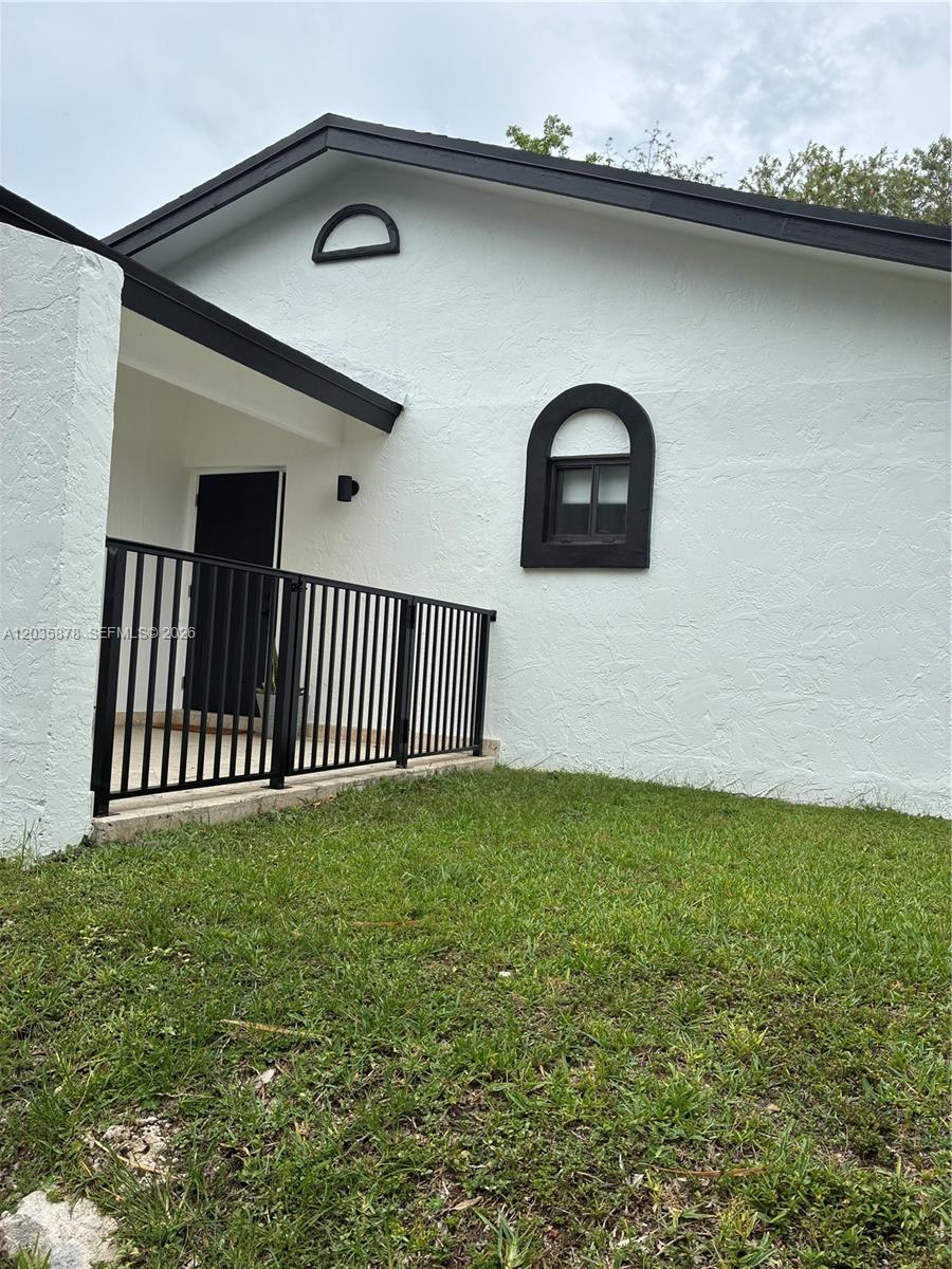 13608 Southwest 286th Terrace Homestead, FL 33033 - Photo 3 of 9