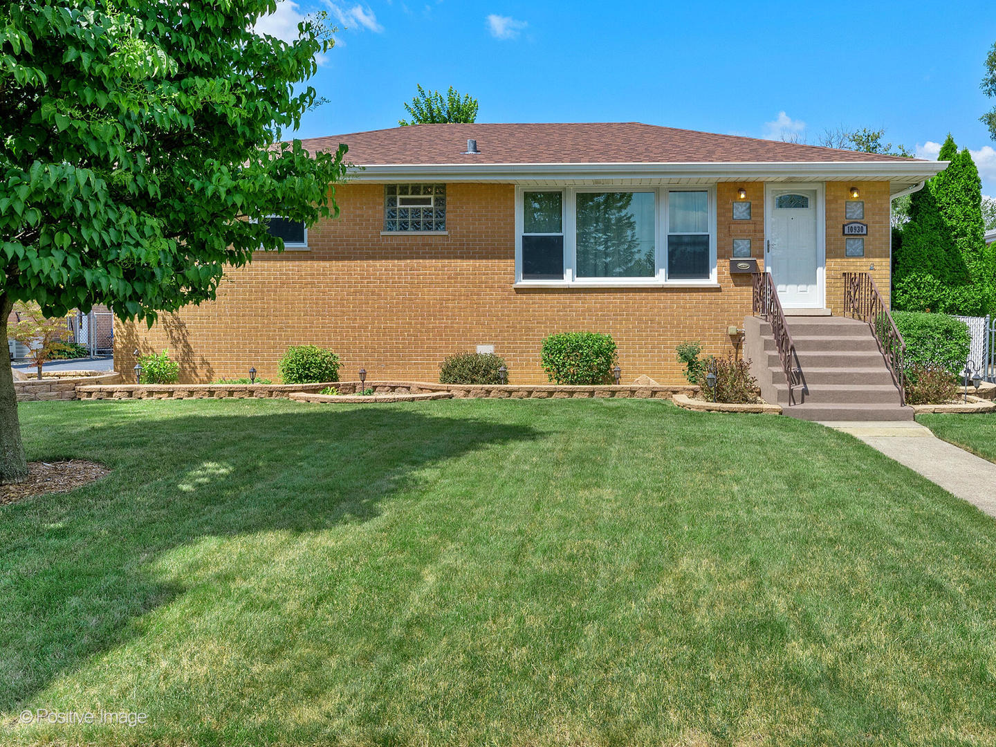 10930 Princess Avenue Chicago Ridge, IL 60415 - Photo 1 of 25