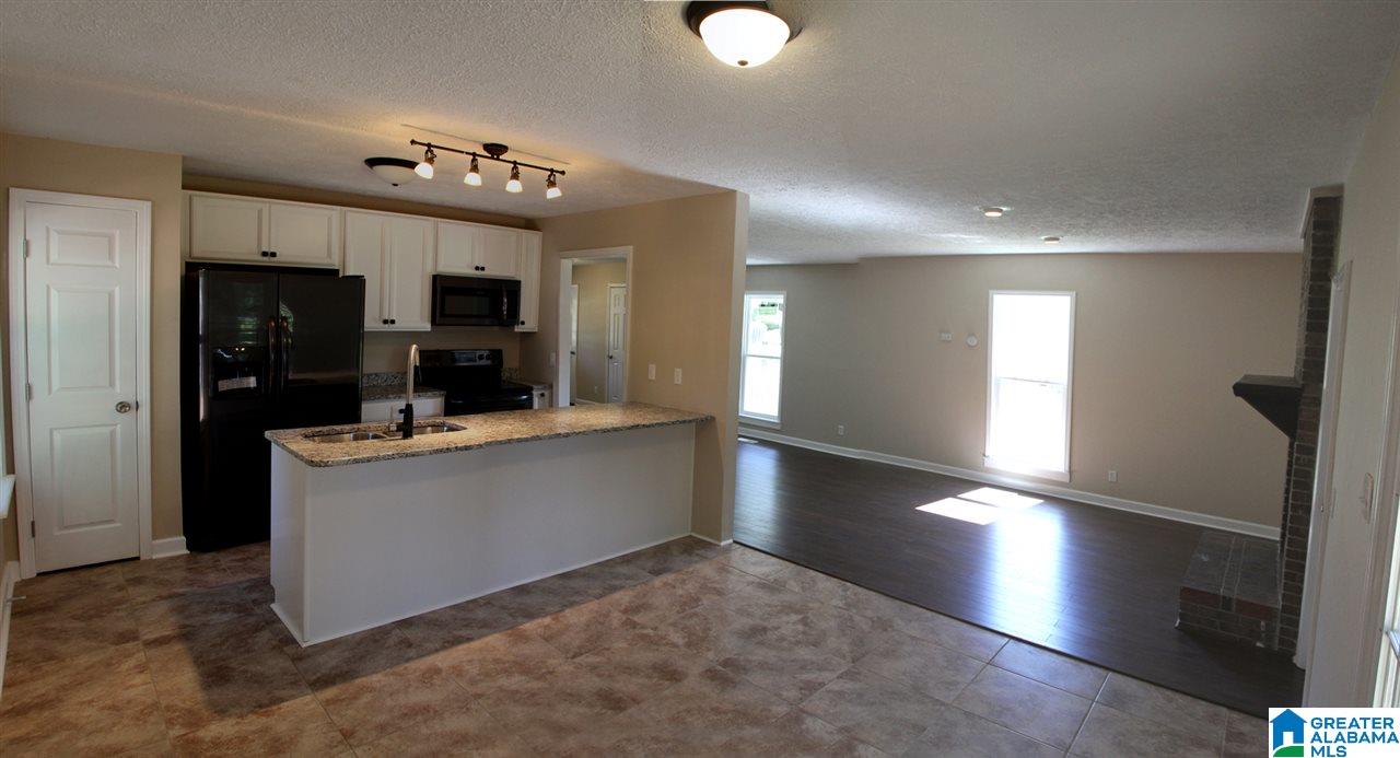 4405 Mayfair Road Anniston, AL 36207 - Photo 8 of 13
