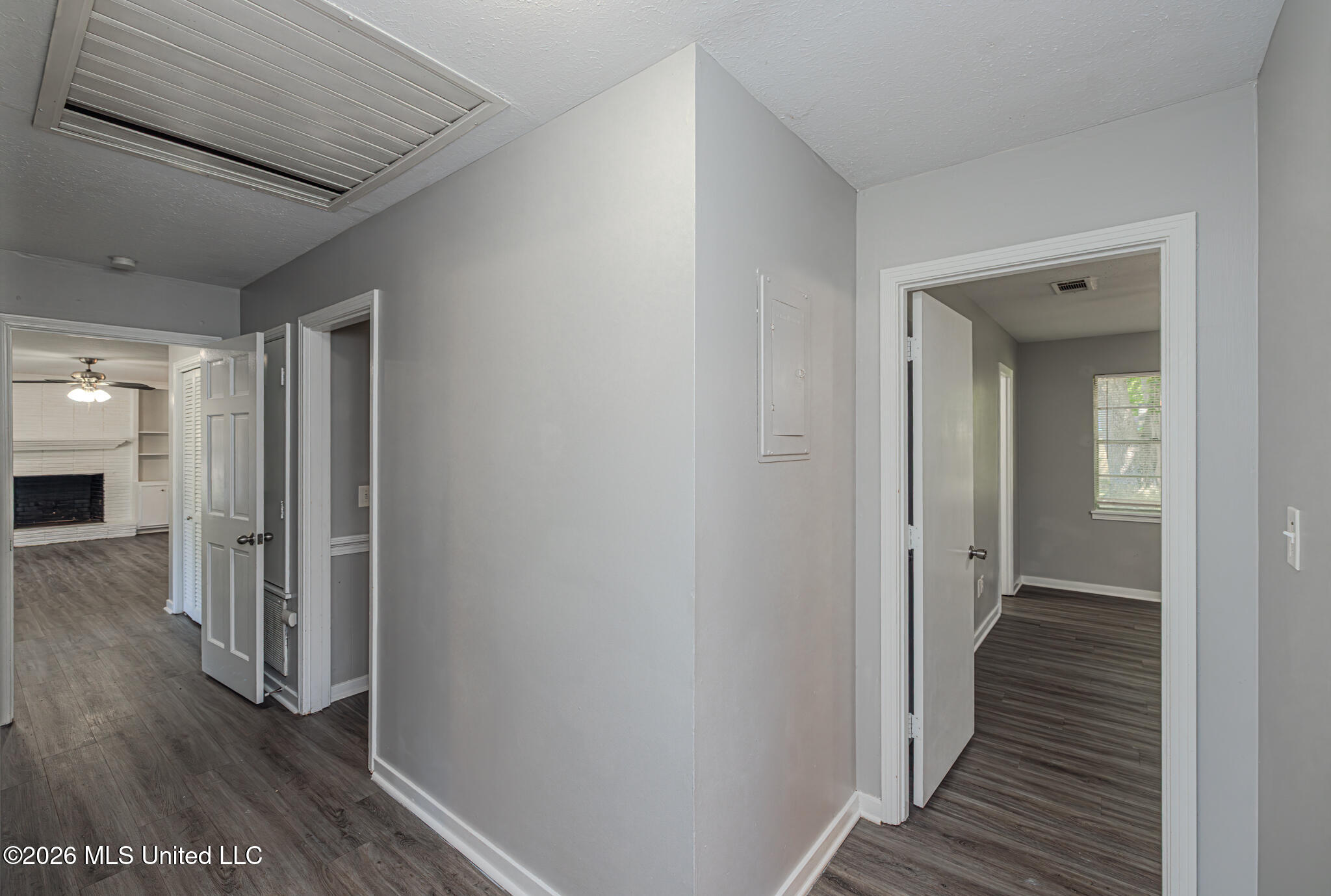 1212 Springdale Drive Jackson, MS 39211 - Photo 13 of 33 1R4A7014