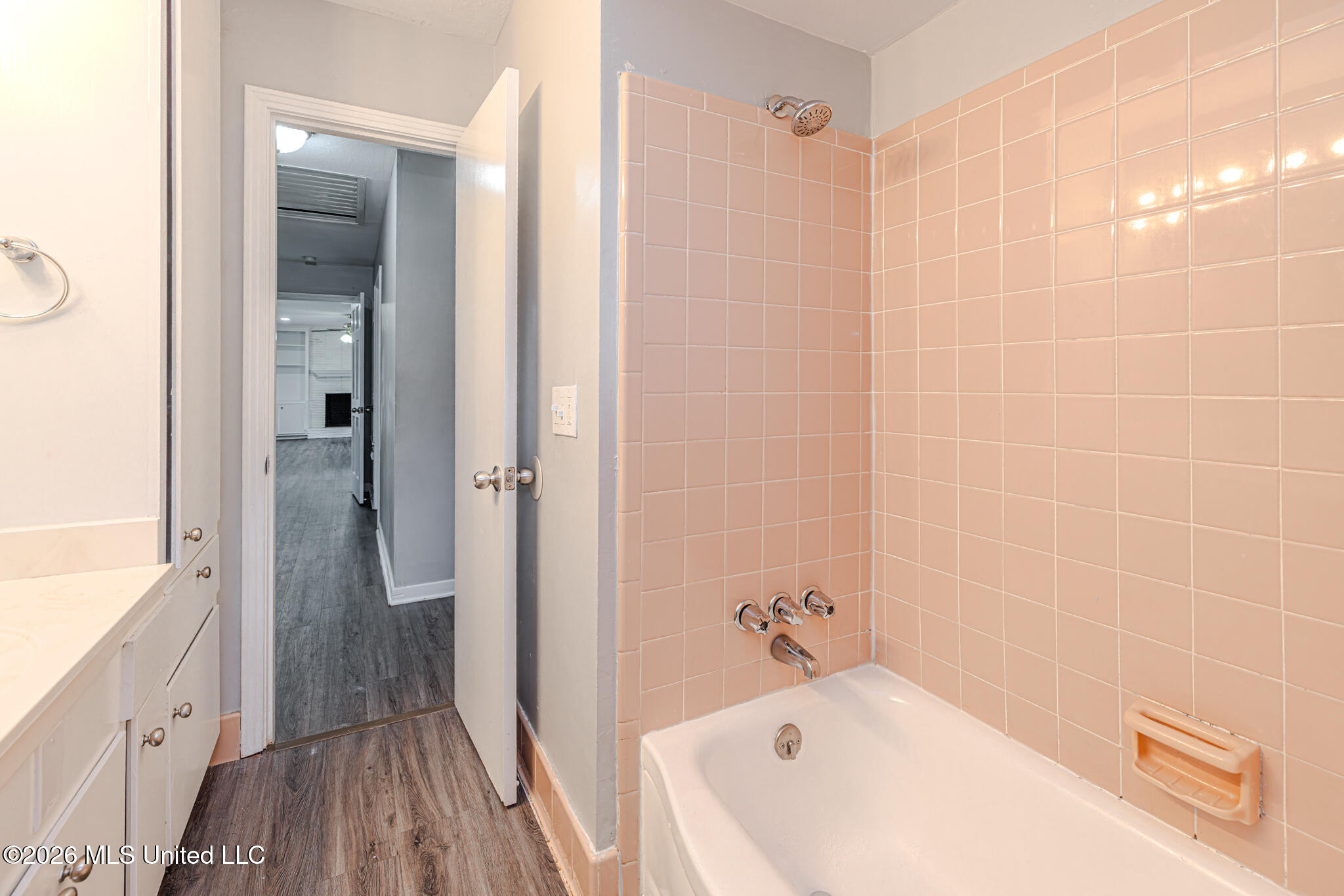1212 Springdale Drive Jackson, MS 39211 - Photo 24 of 33 1R4A7020