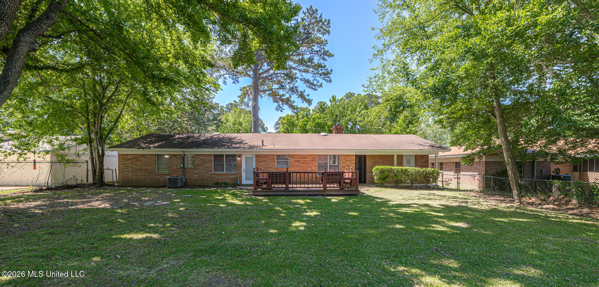 1212 Springdale Drive Jackson, MS 39211 - Photo 5 of 33 1R4A6991
