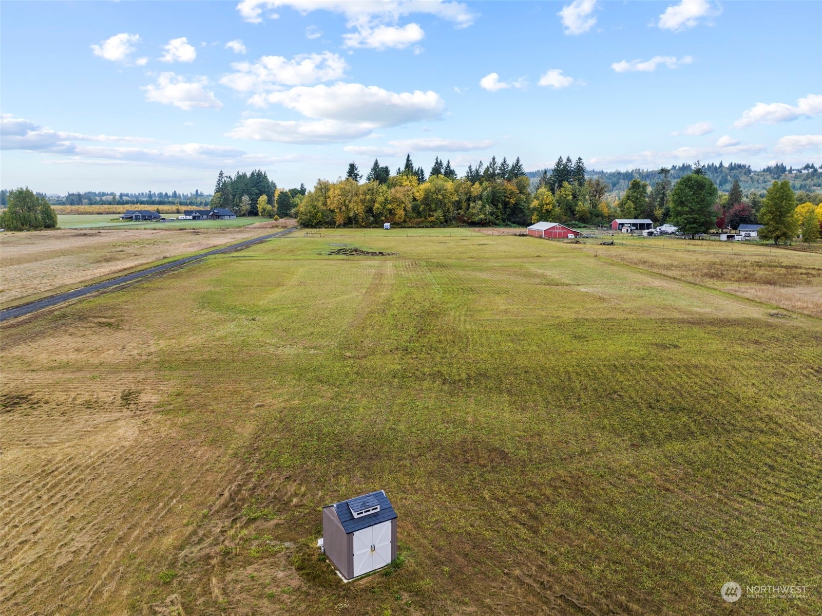 607 Tauscher Road Chehalis, WA 98532 - Photo 23 of 25 a view of an ocean and beach