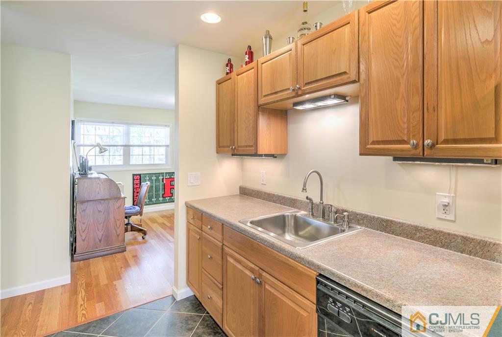 2 Wheeler Road Kendall Park, NJ 08824 - Photo 12 of 24 Gallery Image 12