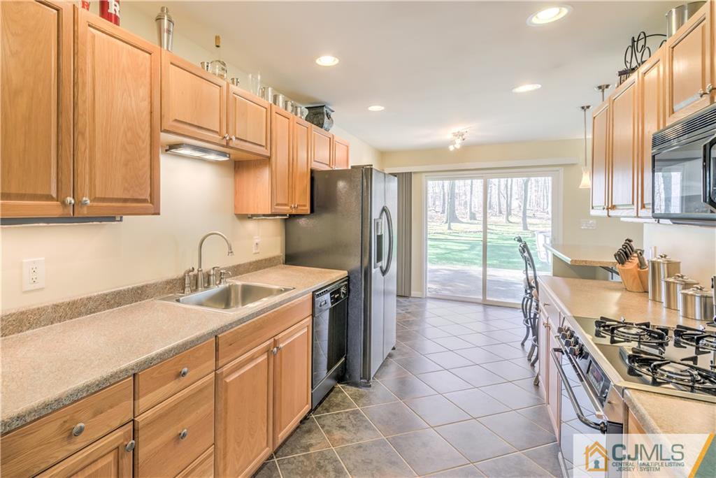 2 Wheeler Road Kendall Park, NJ 08824 - Photo 14 of 24 Gallery Image 14