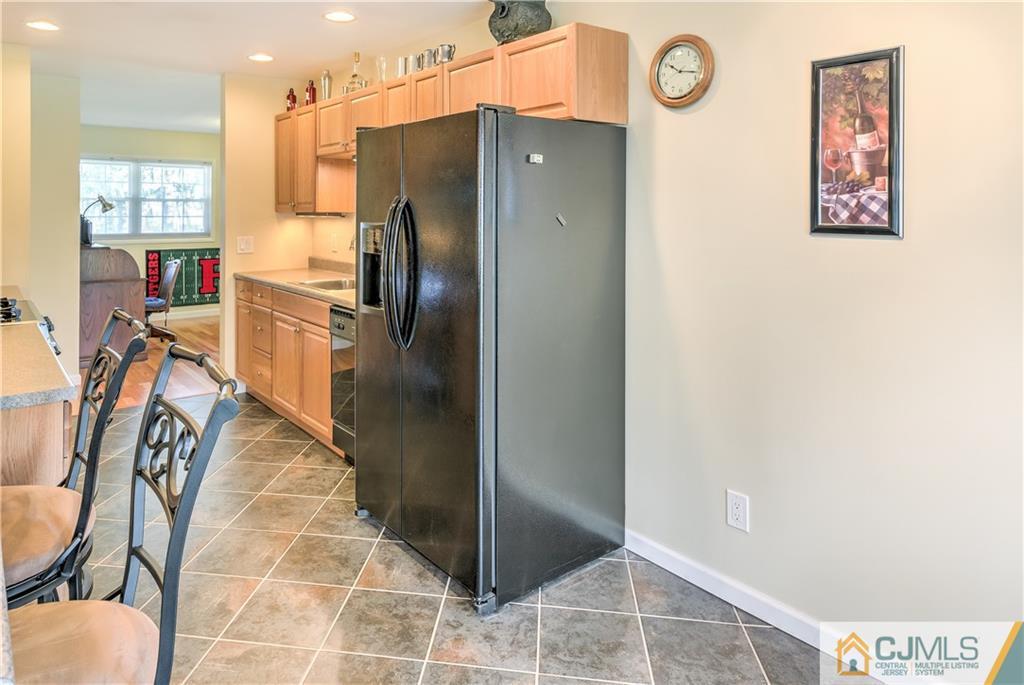 2 Wheeler Road Kendall Park, NJ 08824 - Photo 9 of 24 Gallery Image 9