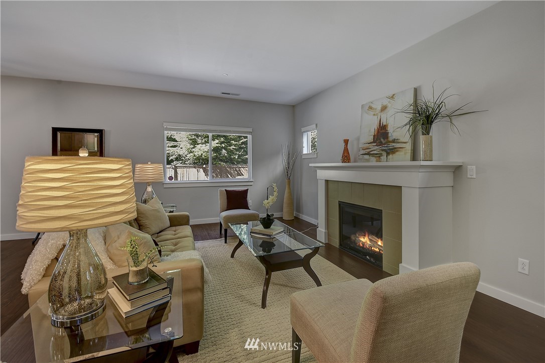 15790 Southeast 164th Place Renton, WA 98058 - Photo 5 of 28 Gallery Image 5