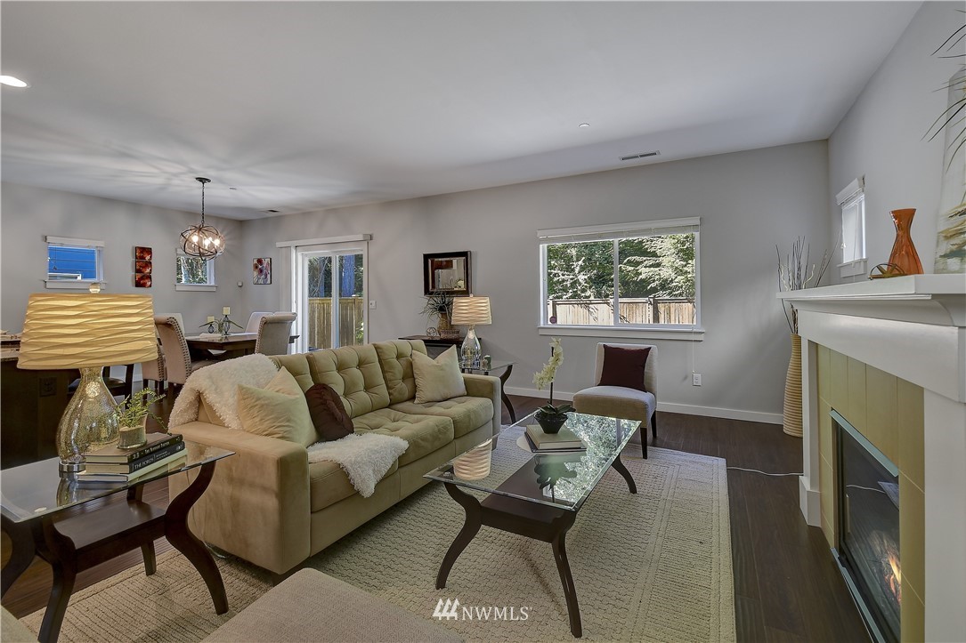 15790 Southeast 164th Place Renton, WA 98058 - Photo 6 of 28 Gallery Image 6