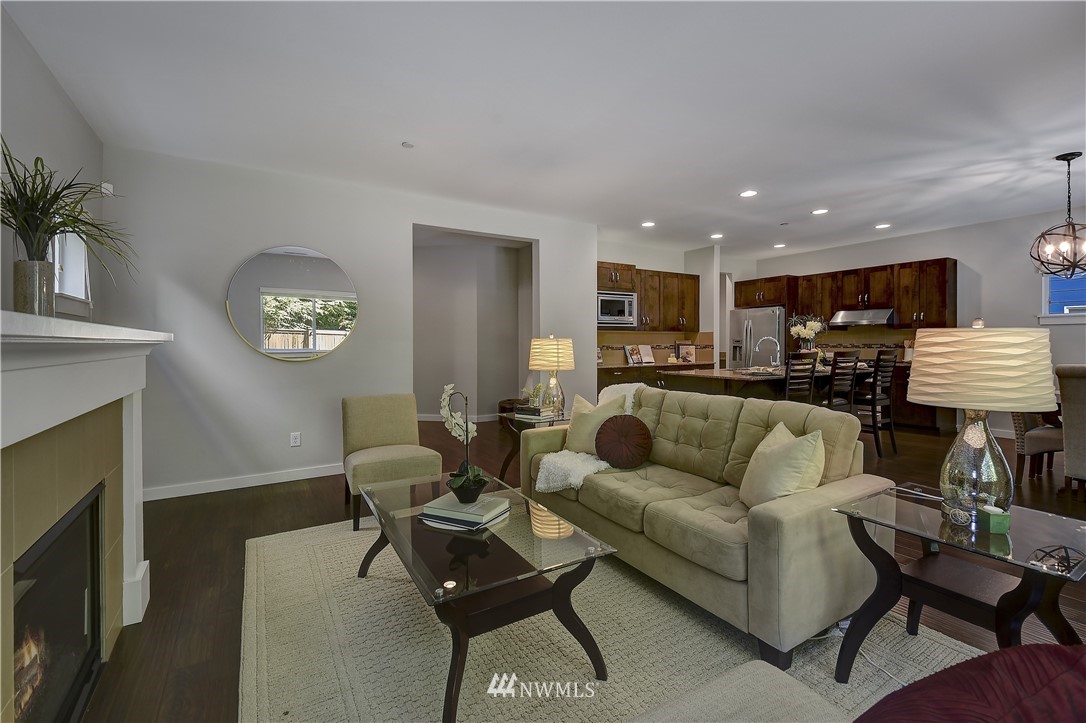 15790 Southeast 164th Place Renton, WA 98058 - Photo 7 of 28 Gallery Image 7