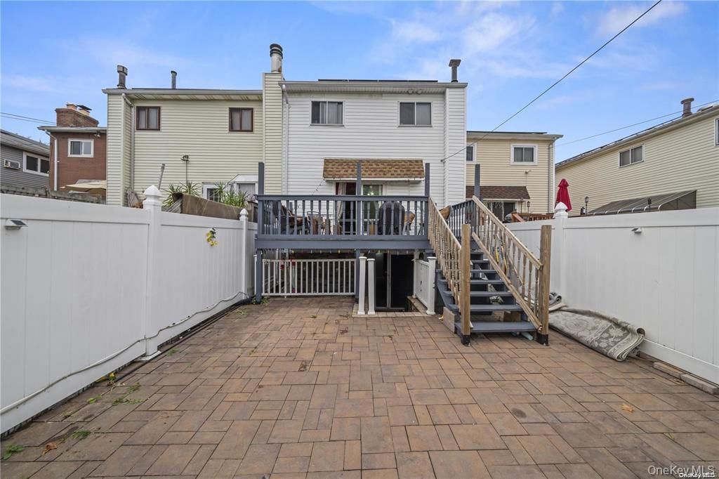 41 Woodcrest Road Staten Island, NY 10303 - Photo 18 of 21 a view of a balcony with chairs