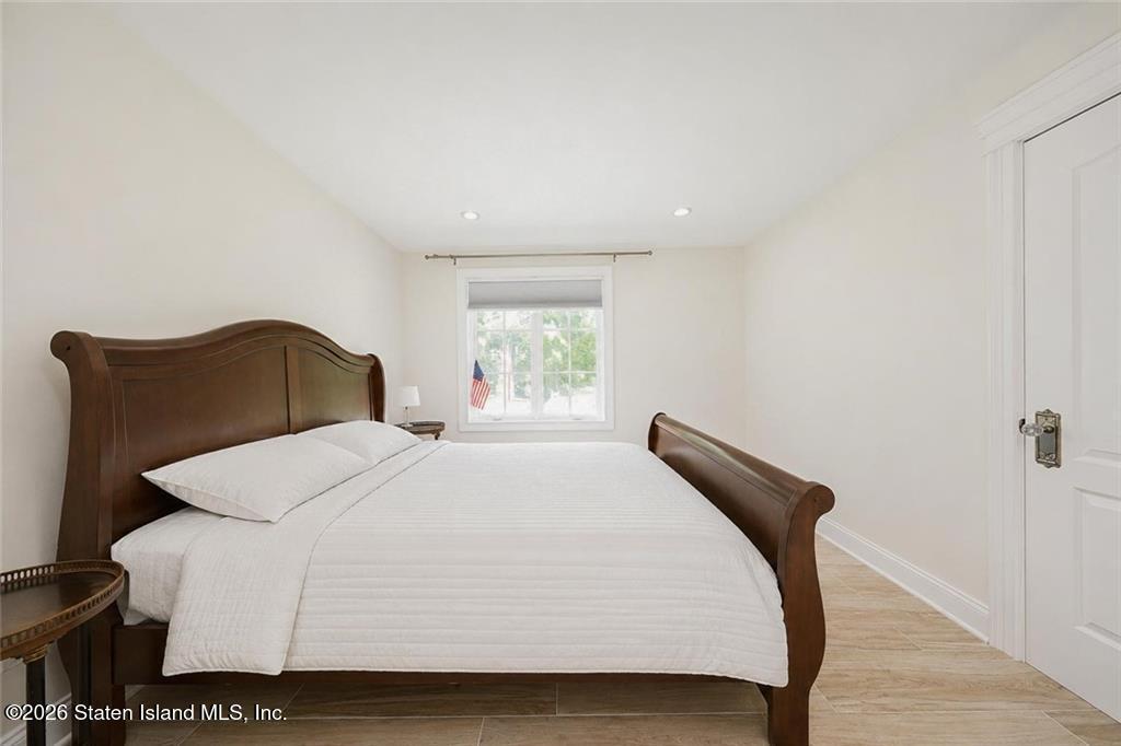 6475 Amboy Road Staten Island, NY 10309 - Photo 25 of 49 GetMedia (24)
