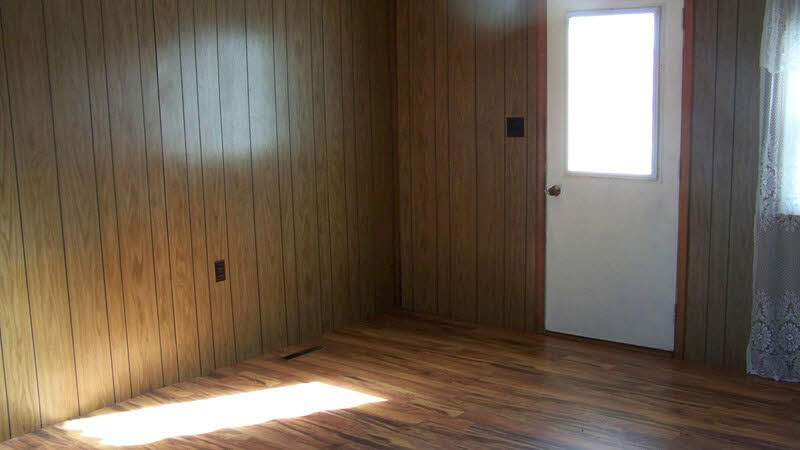 1261 Iron Road Louisville, IL 62858 - Photo 11 of 14 Gallery Image 11