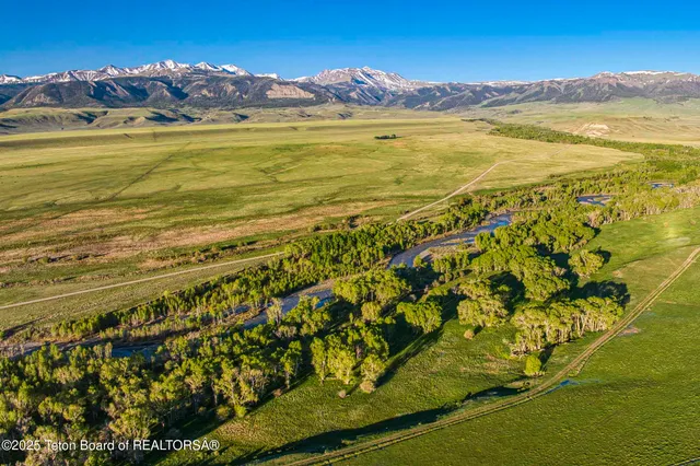 $52,800,000 | 20 A Road 5Ru, Meeteetse, WY 82433