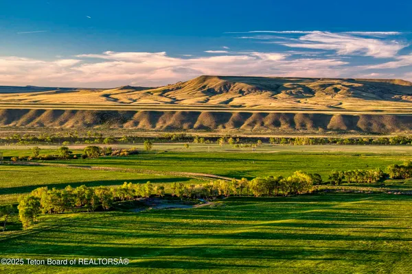 $52,800,000 | 20 A Road 5Ru, Meeteetse, WY 82433