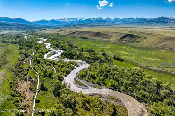 $52,800,000 | 20 A Road 5Ru, Meeteetse, WY 82433
