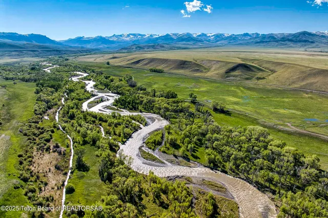 $52,800,000 | 20 A Road 5Ru, Meeteetse, WY 82433