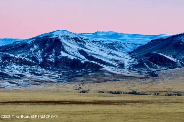 $52,800,000 | 20 A Road 5Ru, Meeteetse, WY 82433