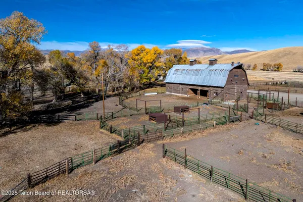 $52,800,000 | 20 A Road 5Ru, Meeteetse, WY 82433