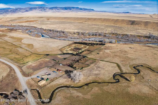 $52,800,000 | 20 A Road 5Ru, Meeteetse, WY 82433