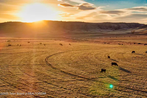 $52,800,000 | 20 A Road 5Ru, Meeteetse, WY 82433