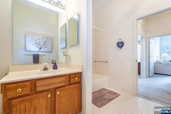 $510,000 | 703 4 Seasons Drive, Wayne, NJ 07470