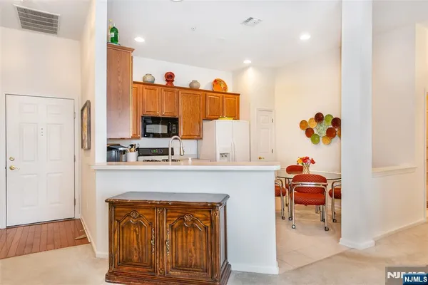 $510,000 | 703 4 Seasons Drive, Wayne, NJ 07470