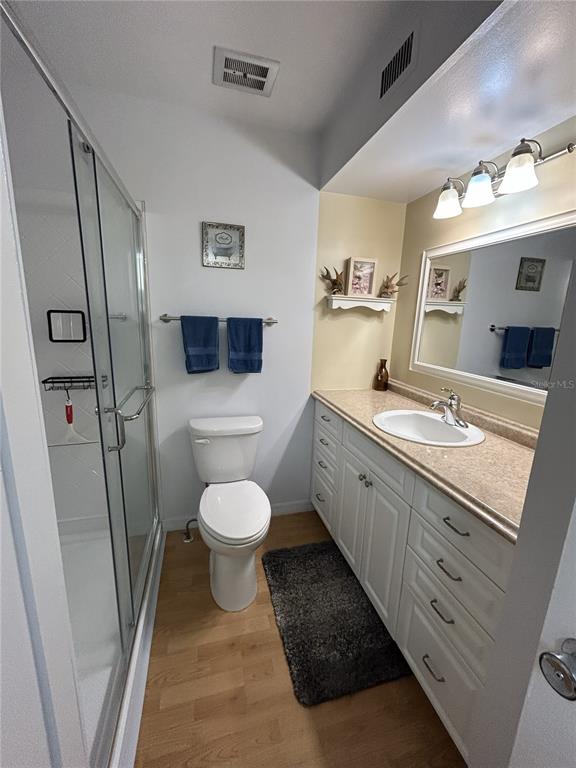 3900 Roxane Boulevard, Unit 8B Sarasota, FL 34235 - Photo 5 of 16
